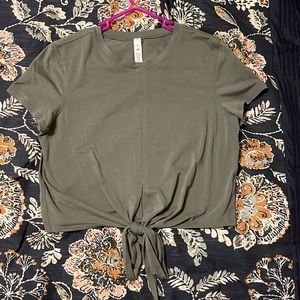 Lululemon time to restore short sleeve